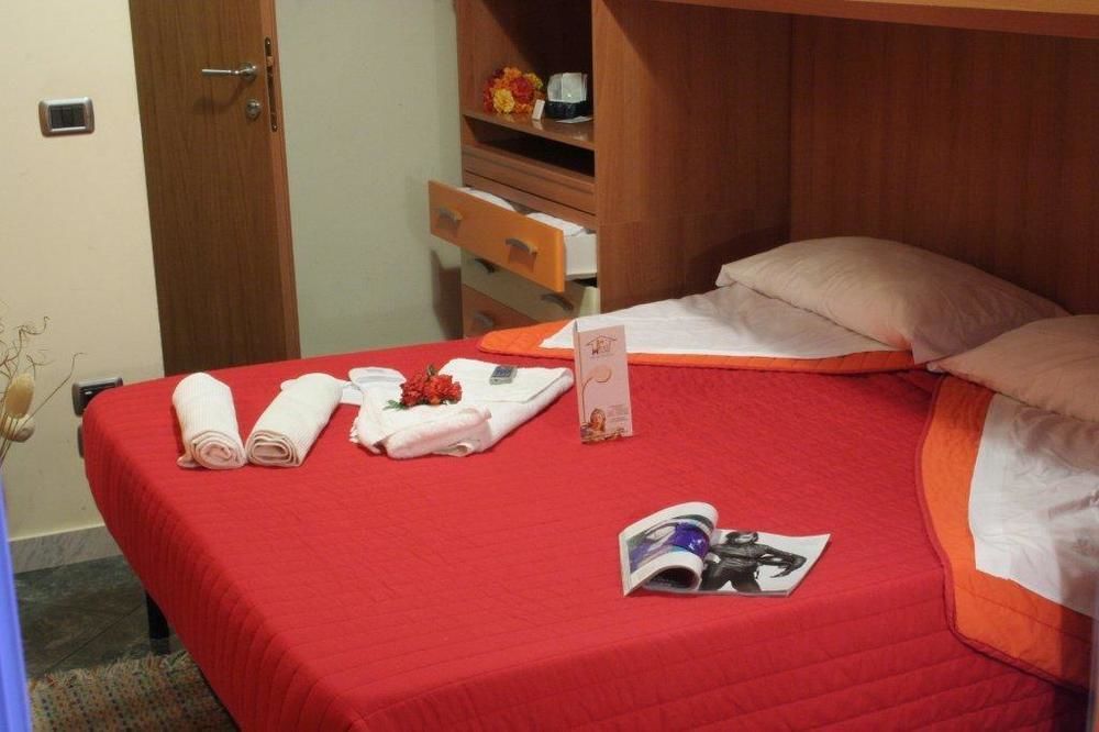 Reale House Rooms Ρώμη Εξωτερικό φωτογραφία