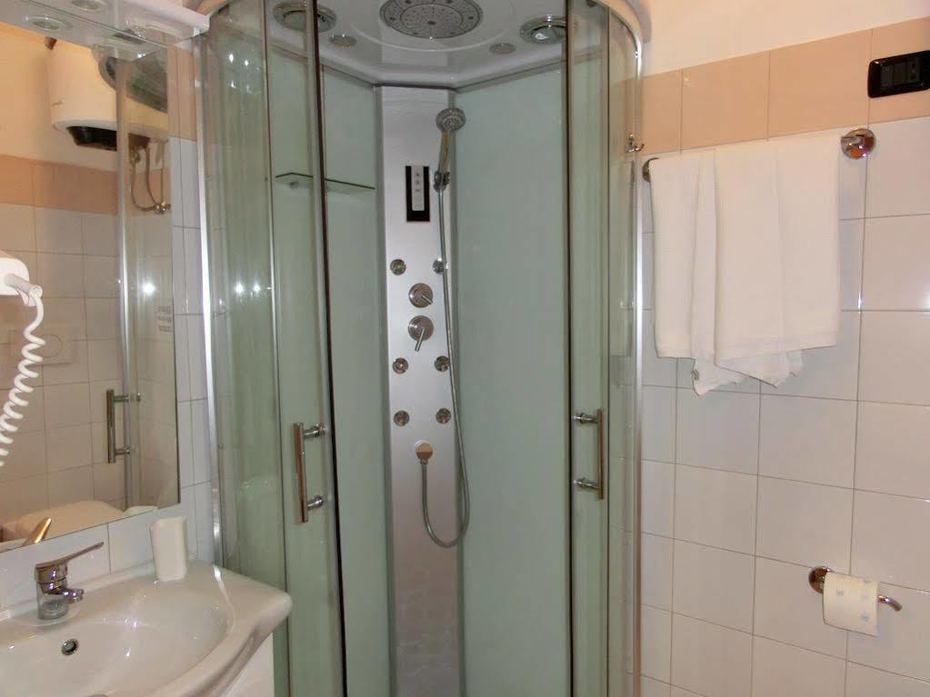 Reale House Rooms Ρώμη Εξωτερικό φωτογραφία